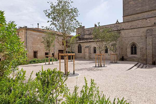 Centre Bourg Place de l'Église